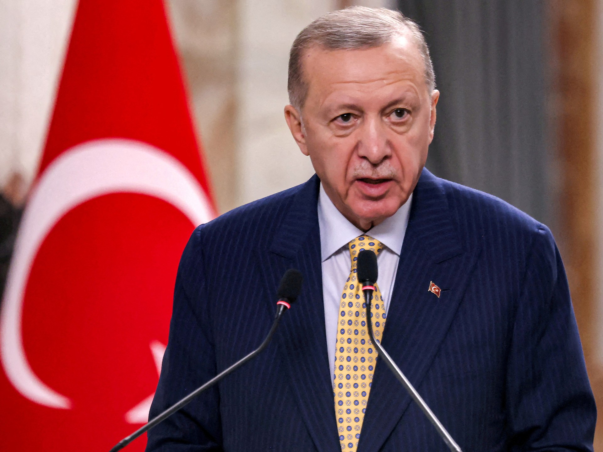 أردوغان يقول إن وحدات حماية الشعب “سوف تُدفن” في سوريا إذا لم تلقي سلاحها | أخبار الحرب السورية