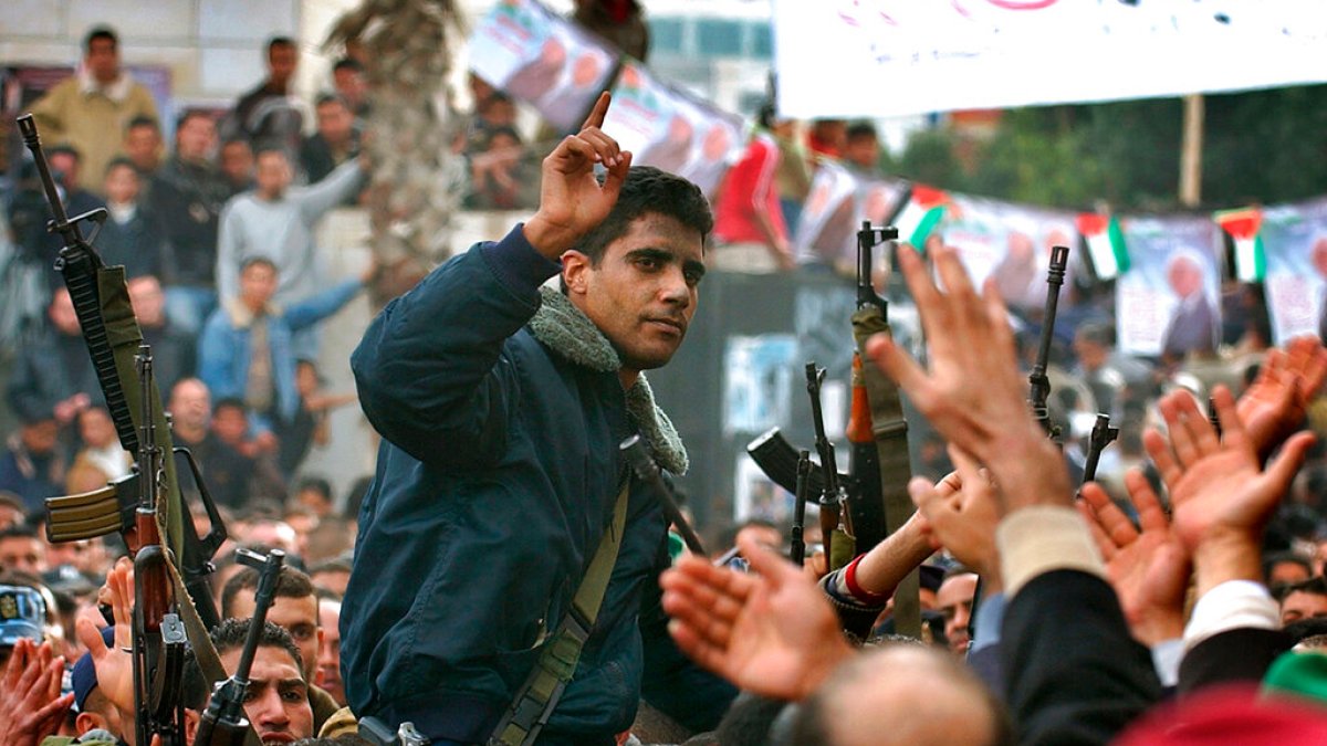 إسرائيل لتحرير 110 سجناء فلسطيني في أحدث تبادل وقف إطلاق النار في غزة | أخبار الصراع الإسرائيلية
