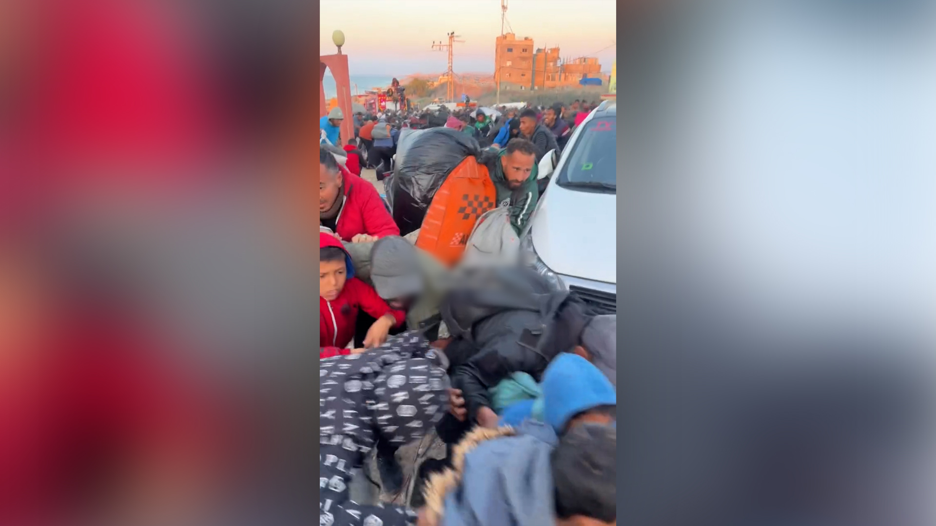 القوات الإسرائيلية تطلق النار على حشود بالقرب من معبر نتساريم في غزة
