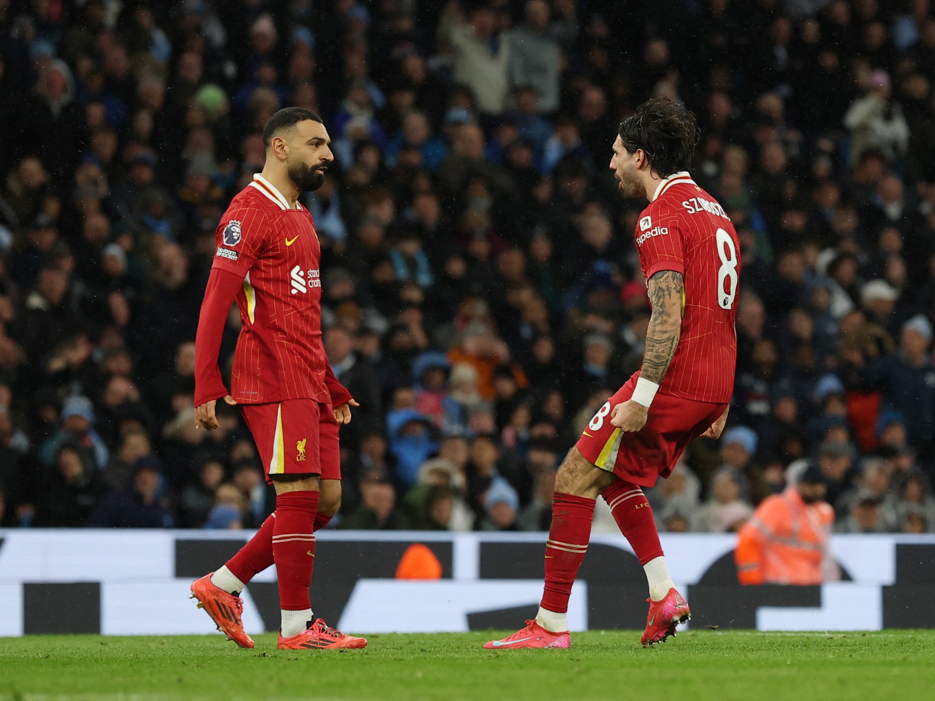 Liverpool Go 11 نقطة واضحة لأن صلاح يلهم الفوز 2-0 على مانشستر سيتي | أخبار كرة القدم