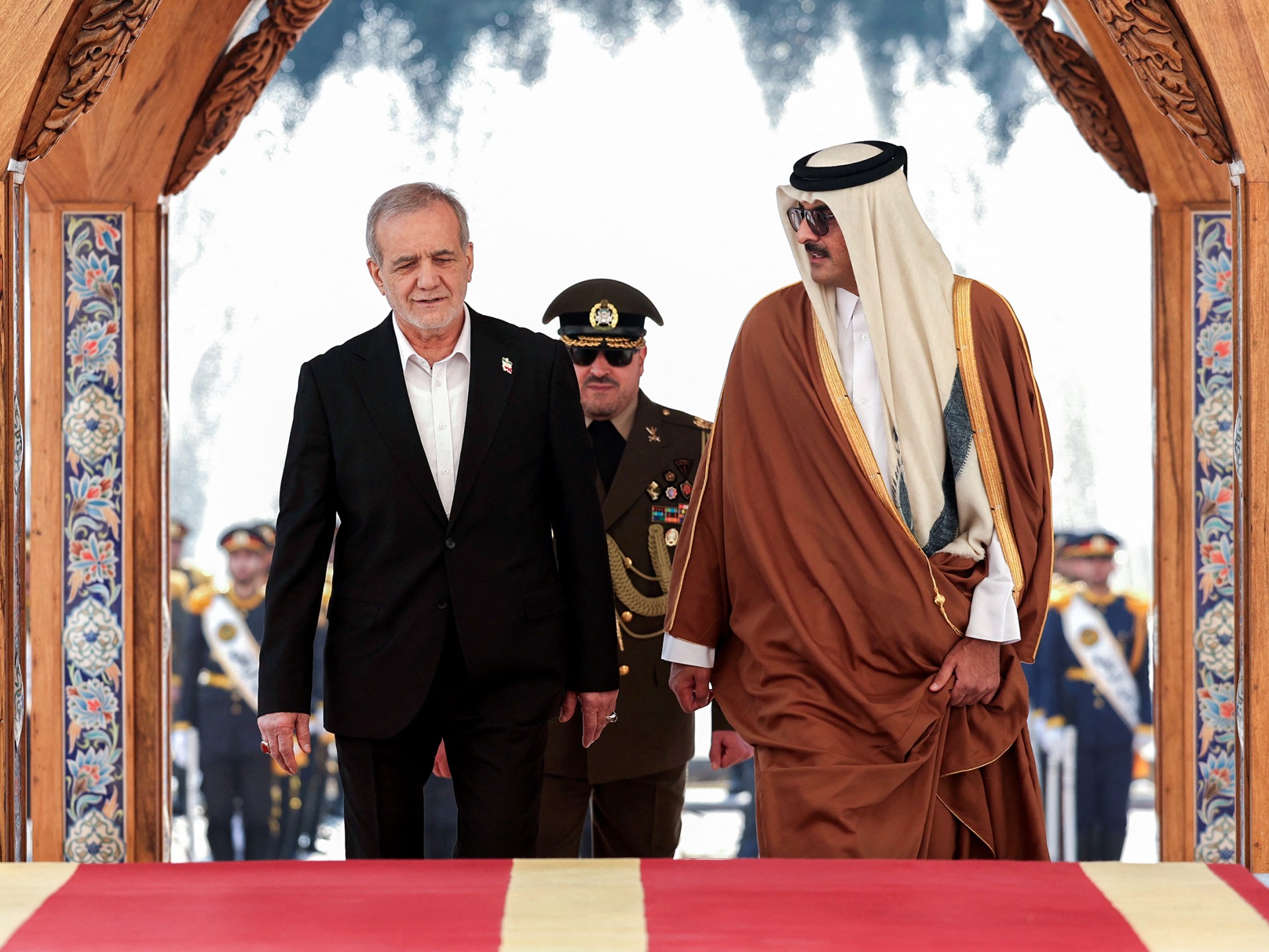 تحدث أمير قطر محادثات مع رئيس إيران في طهران | أخبار الصراع الإسرائيلية