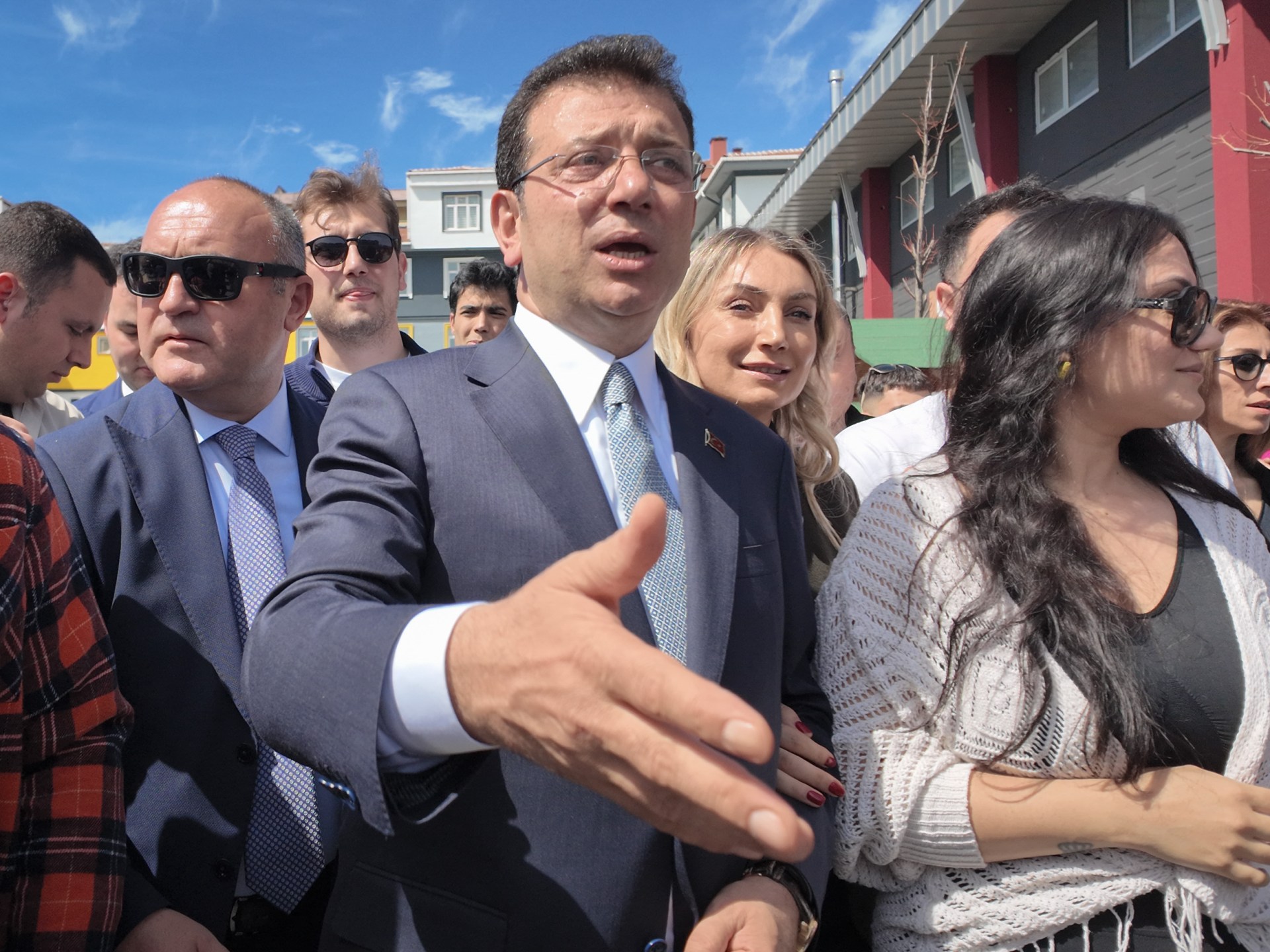 Turkiye Police احتجاز Erdogan منافس Imamoglu في الفساد ، تحقيق الإرهاب | أخبار الفساد