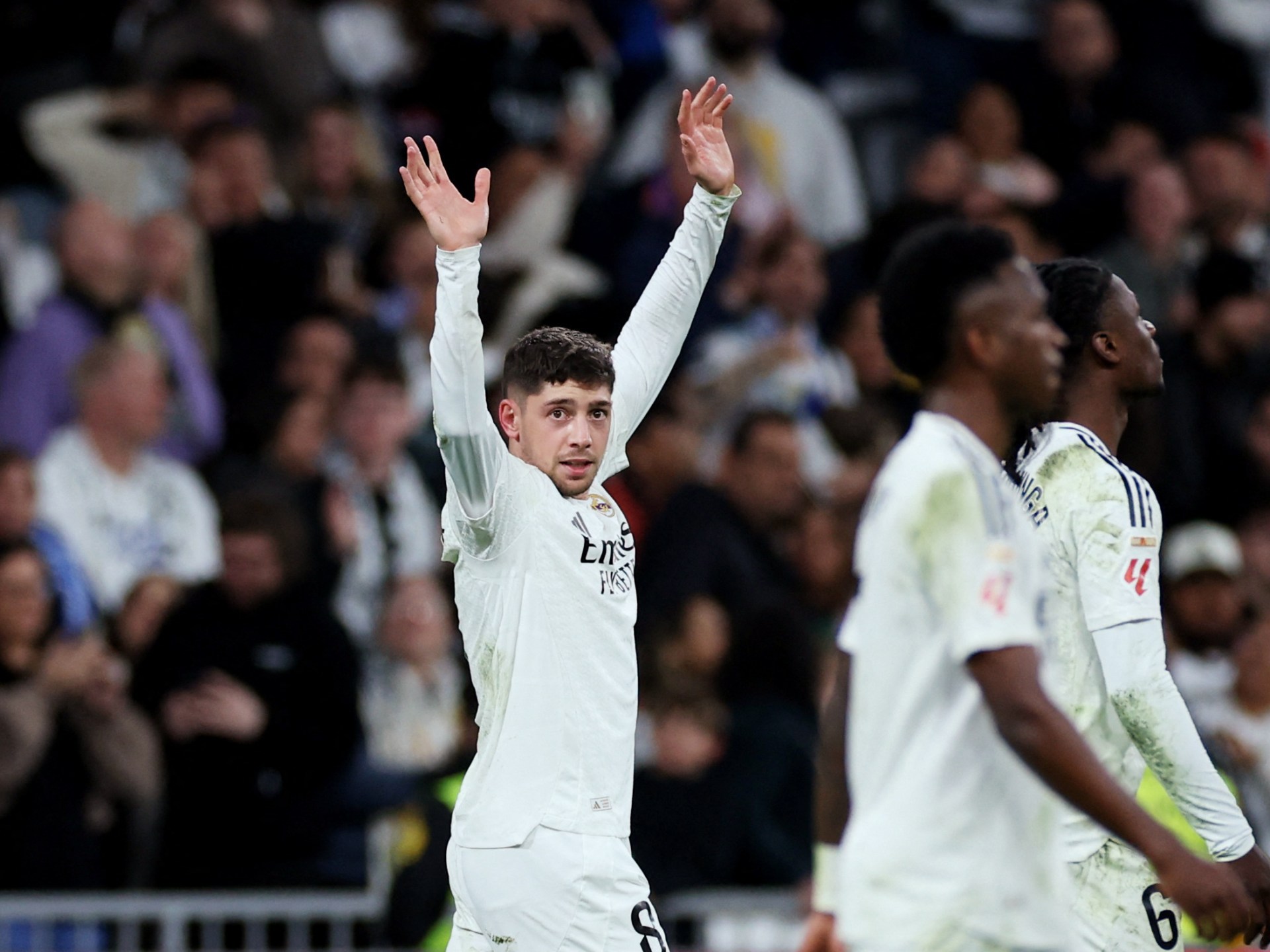 ريال مدريد تبقي الدفاع عن لاليجا على قيد الحياة بهدف متأخر ضد نادي رياضي | أخبار كرة القدم