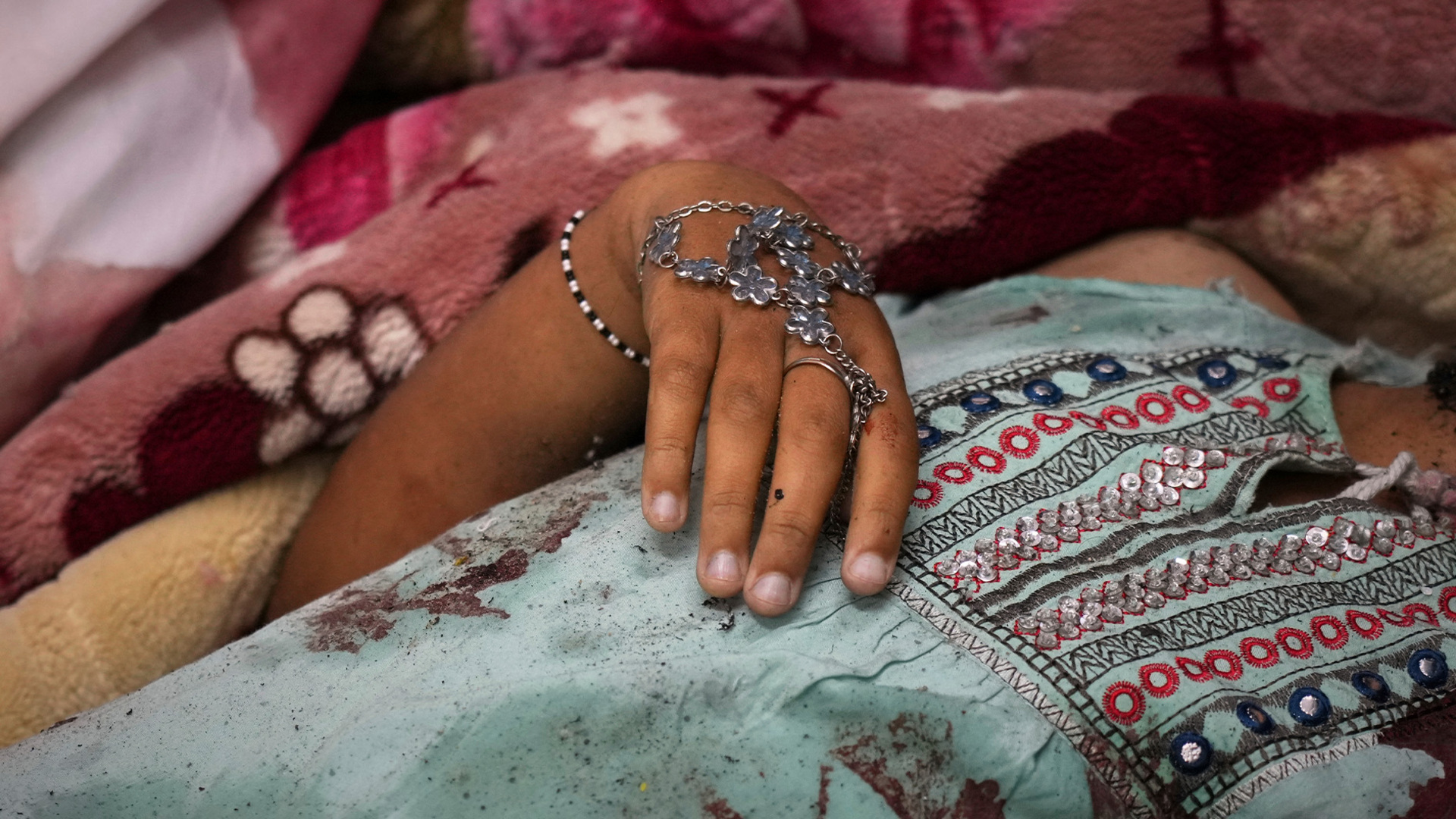 قتل الأطفال في غزة بين الفلسطينيين على العيد