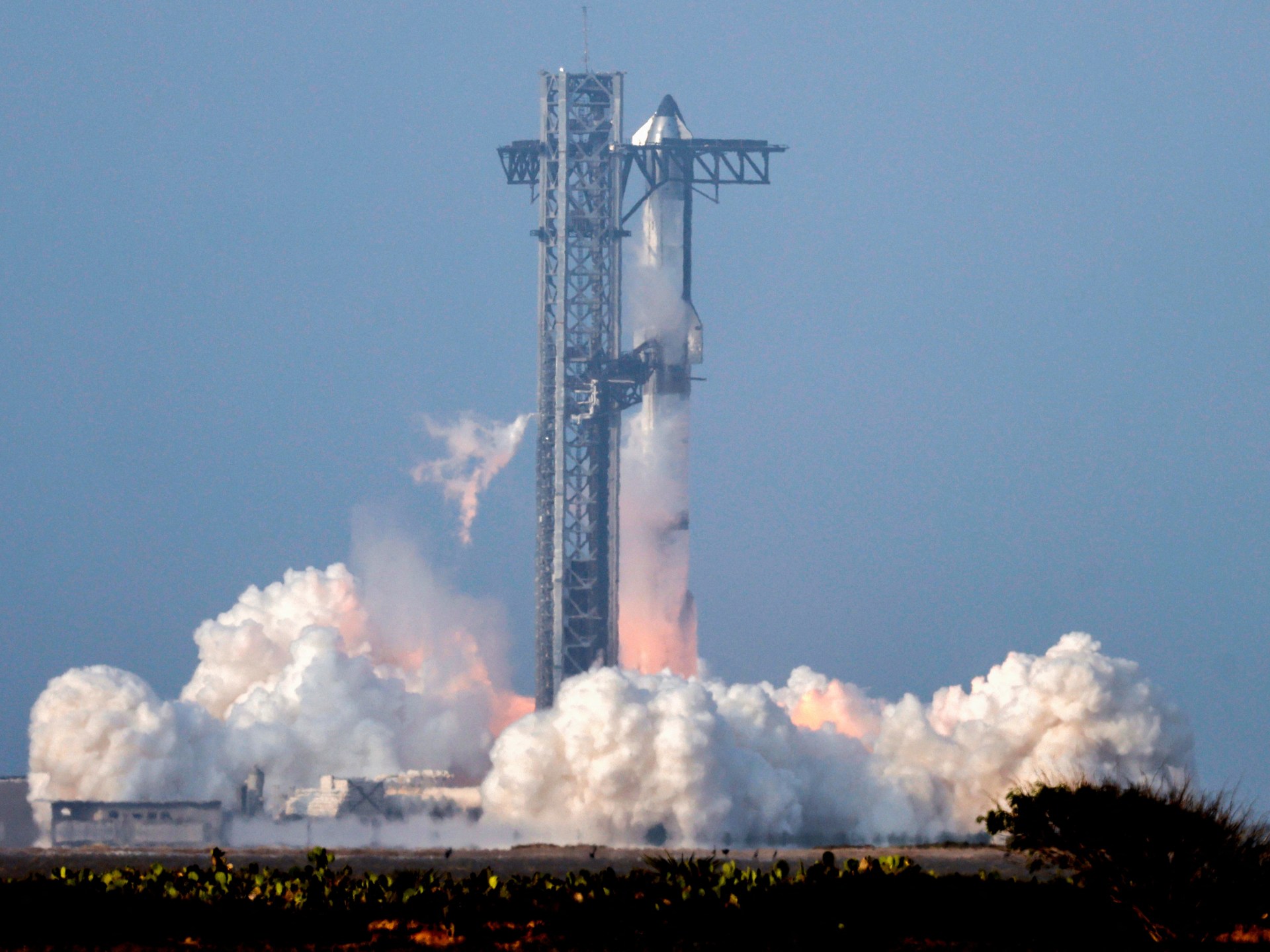 تفقد رحلة اختبار SPACEX SPACEX السيطرة على بعد 30 دقيقة من الإطلاق | أخبار الفضاء